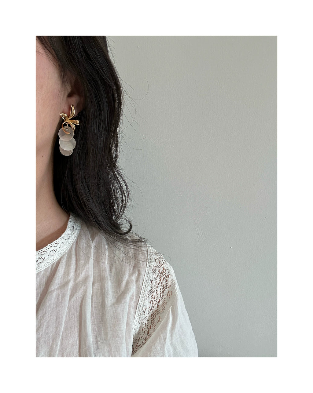 Golden Iris Shell Tassel Earrings - Lumivault