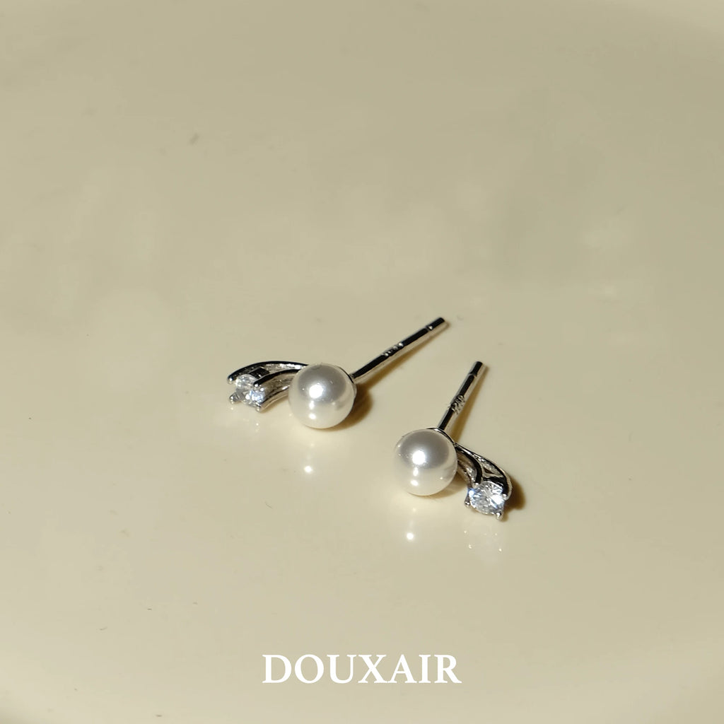 Pearl Zircon Stud Earrings,Lumivault.