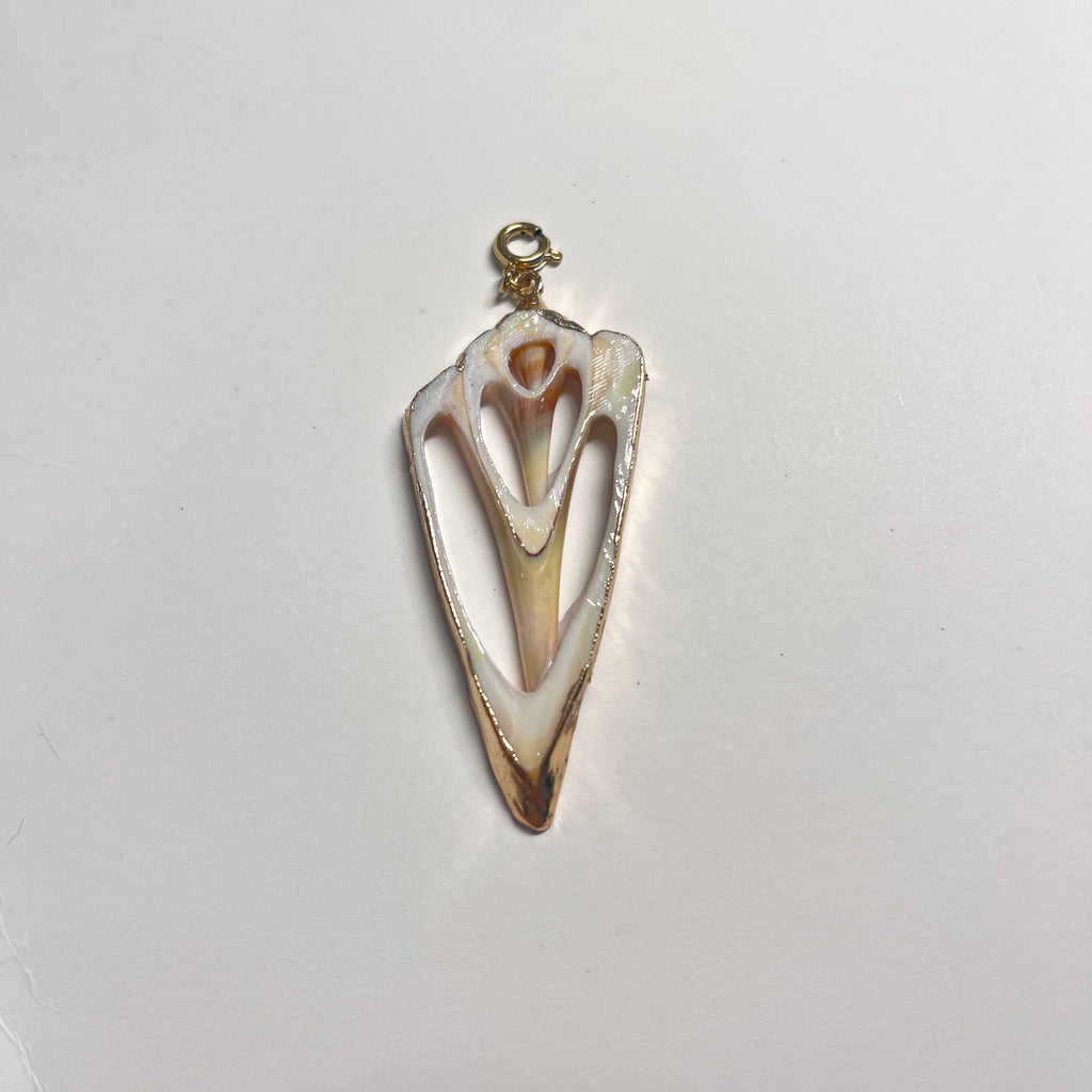 Vintage Baroque Pearl Seashell Necklace,Pendant L,Lumivault.