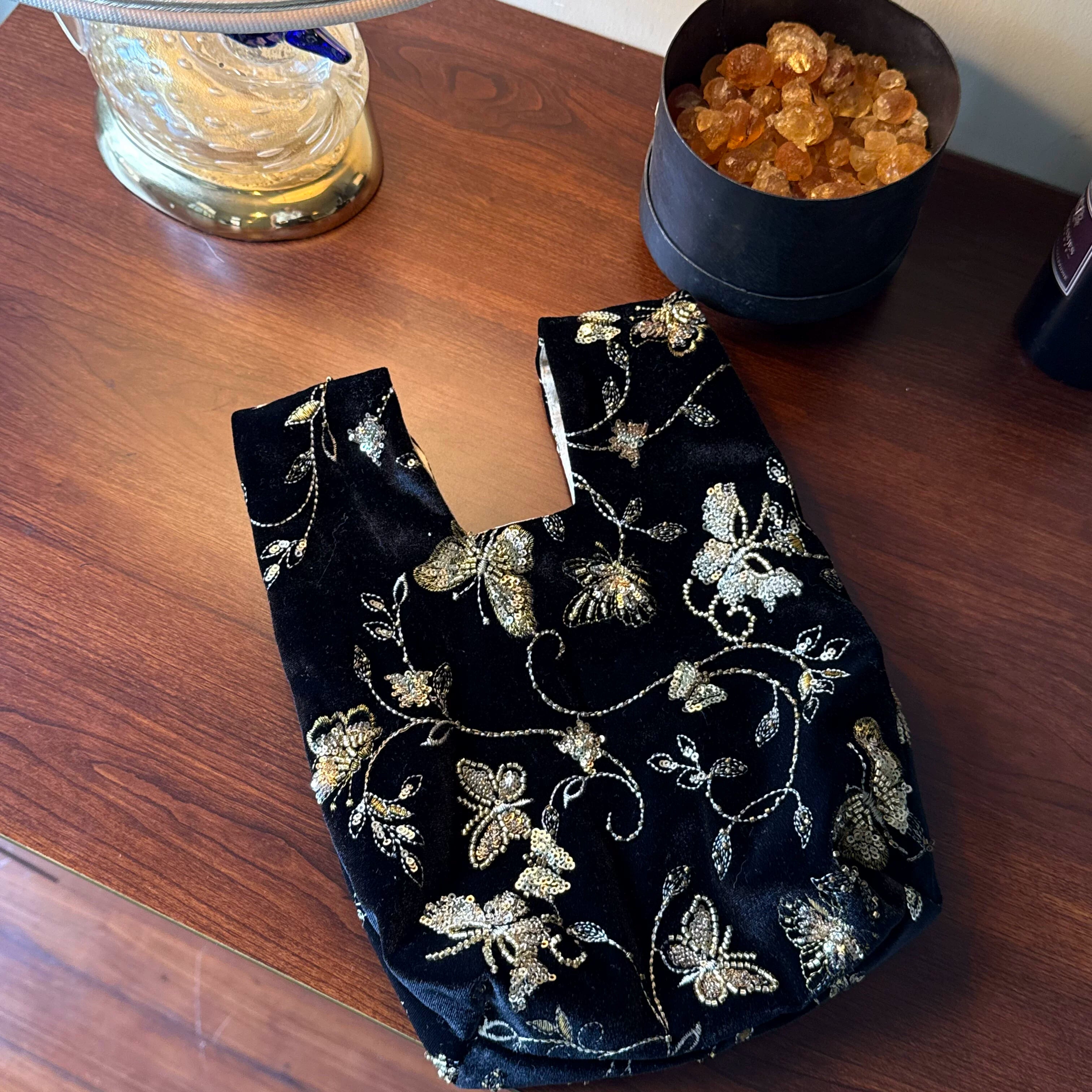 Vintage Golden Butterfly Velvet Handbag - Lumivault