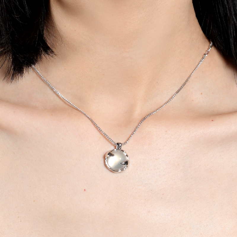 Moonlight Necklace,Lumivault.