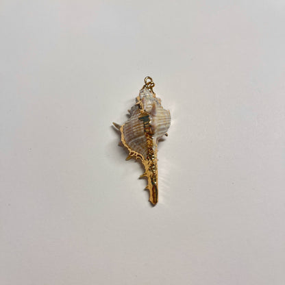 Vintage Baroque Pearl Seashell Necklace