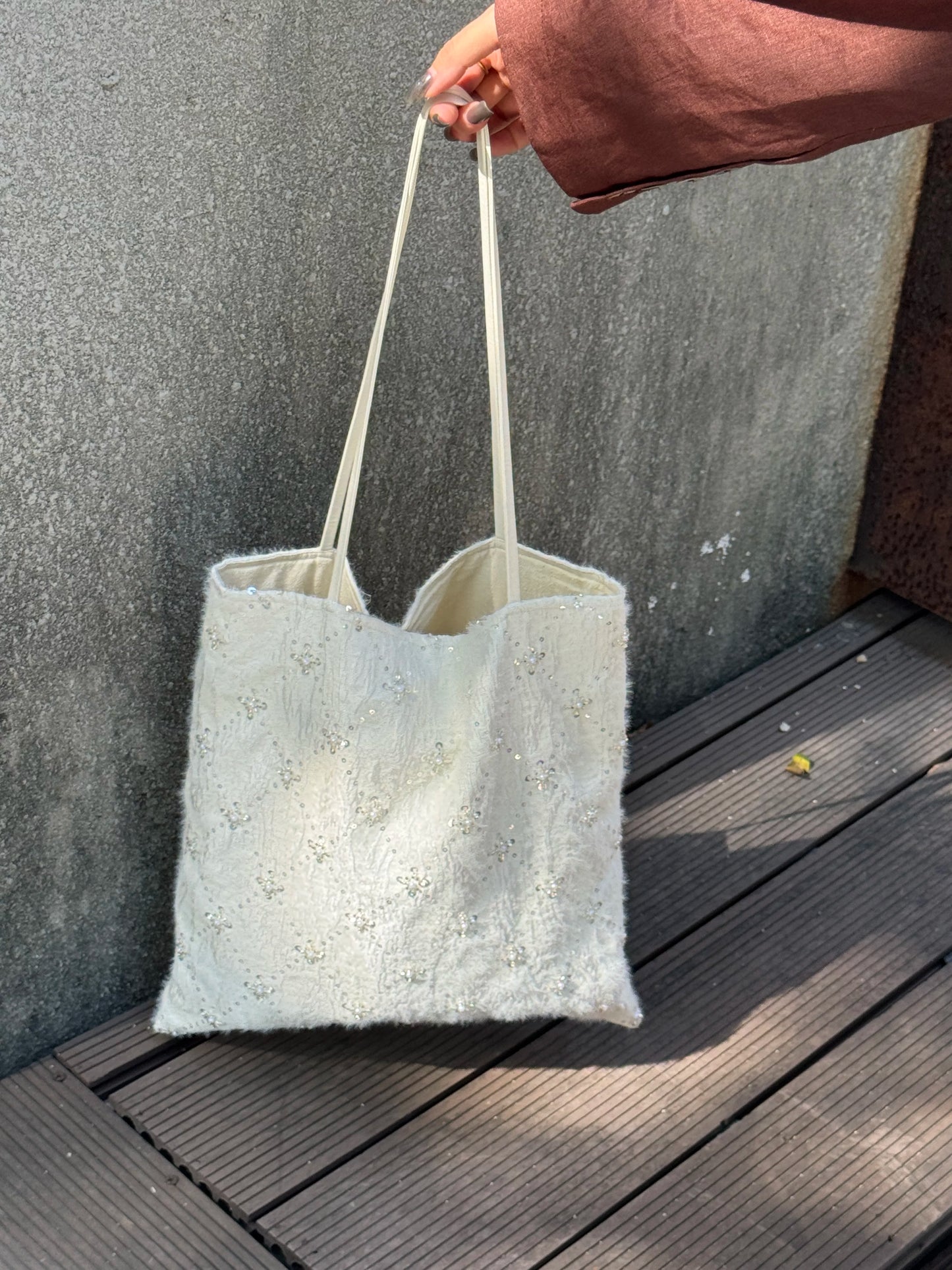 Glamorous Studded Jacquard Shoulder Bag - Lumivault