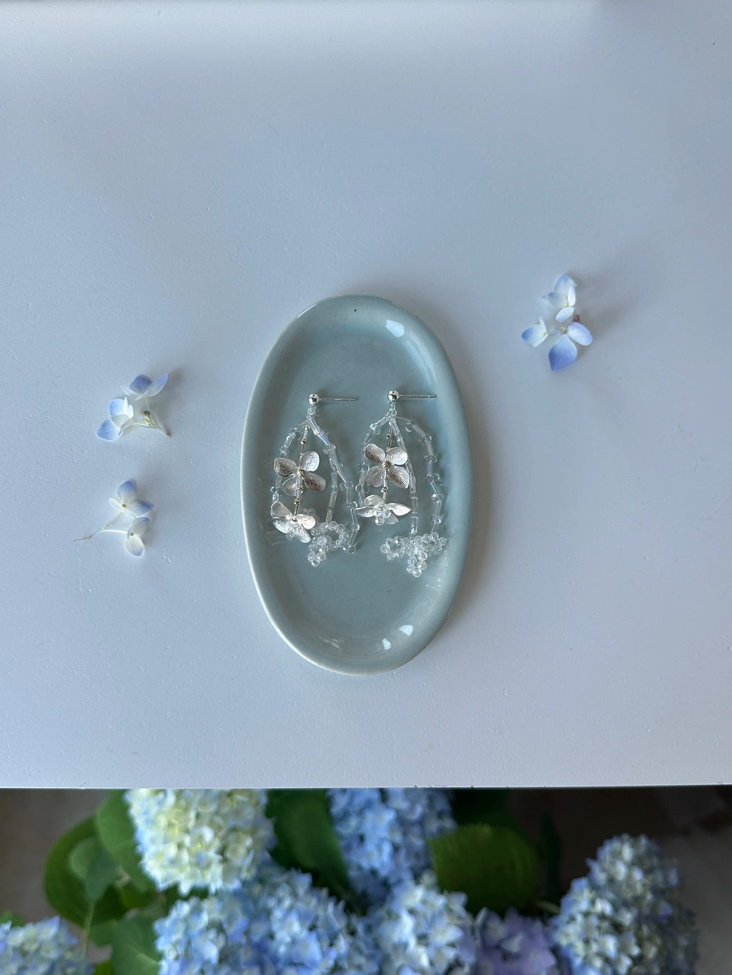 Moonlight Hydrangea Tassel Flower Earrings - Lumivault