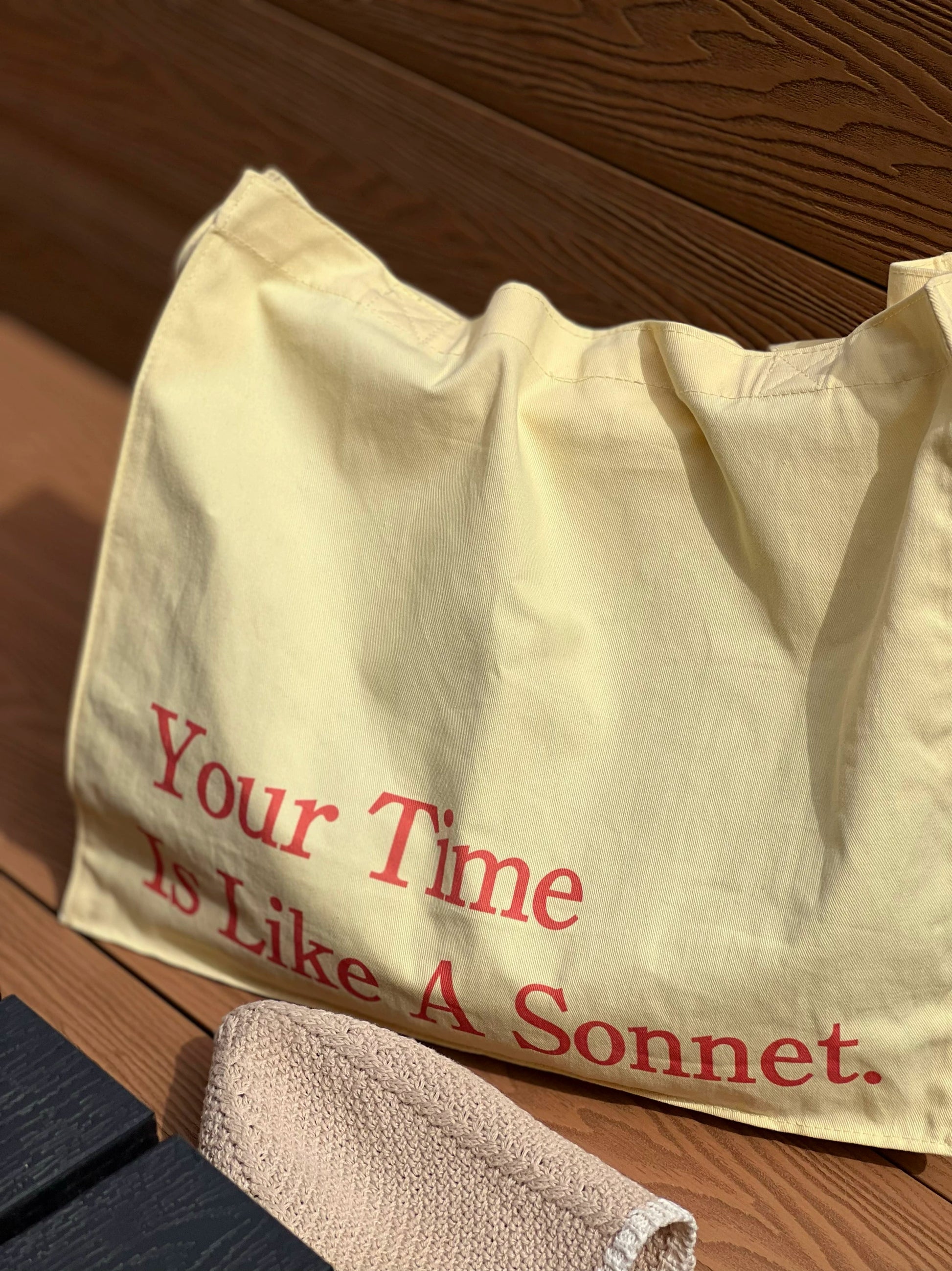 Literary Wilde Cotton Canvas Tote Bag - Lumivault