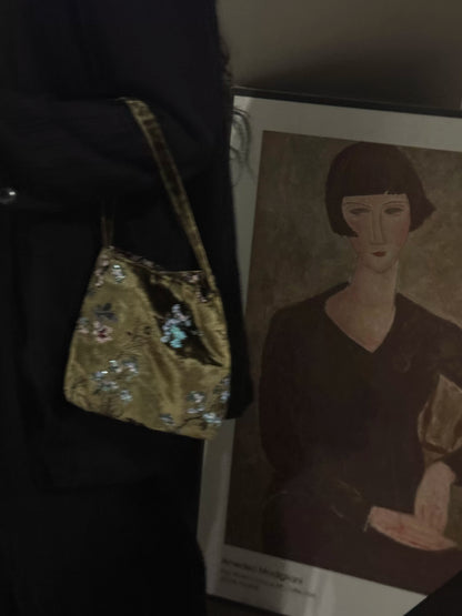 Embroidery Silk Velvet Shoulder Bag - Lumivault