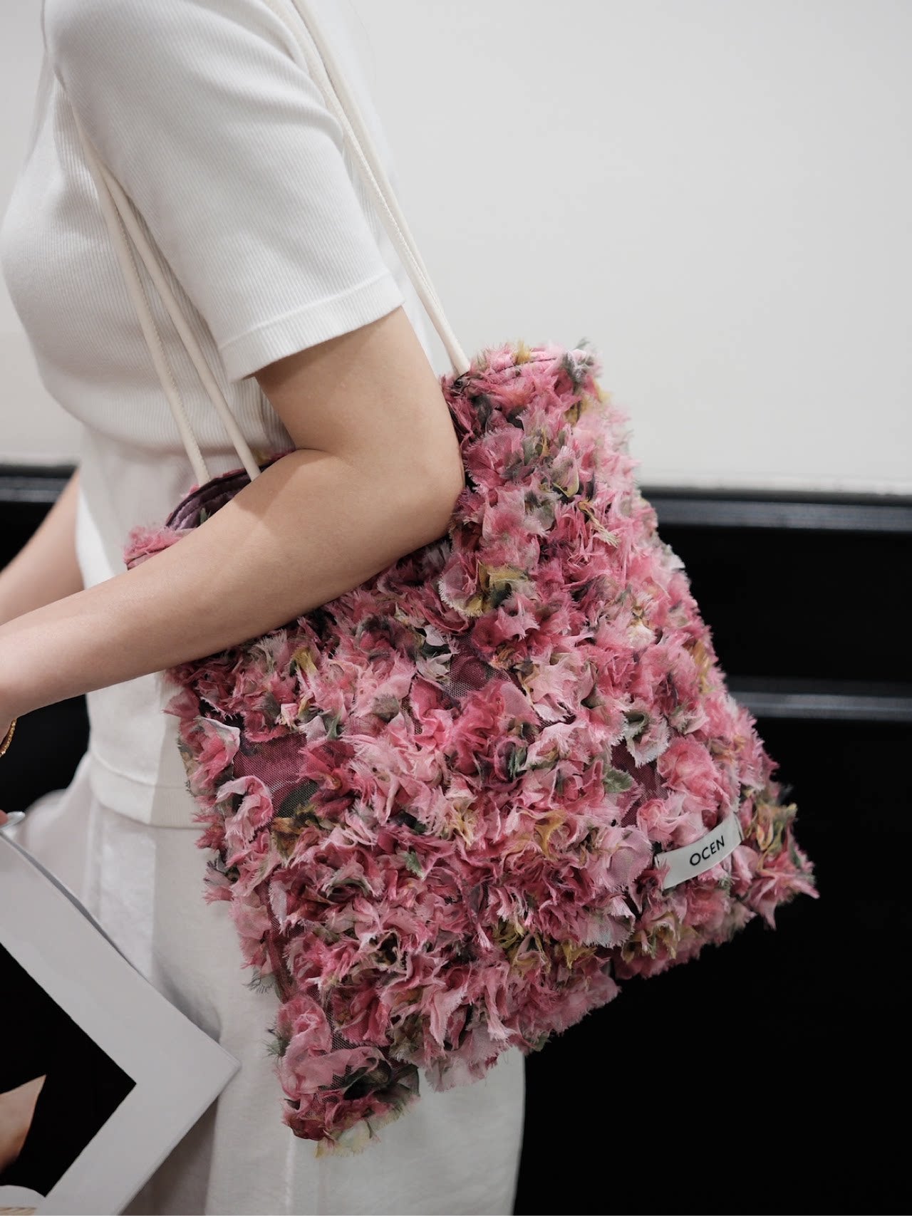 Secret Garden Floral Shoulder Bag - Lumivault