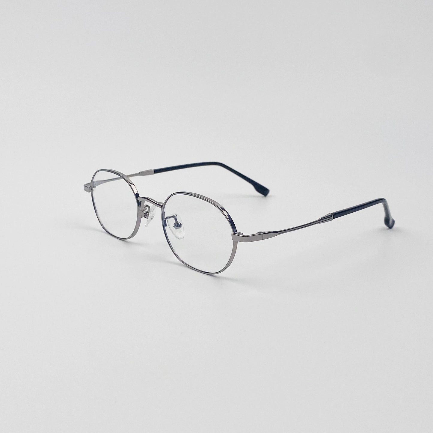 Classic Oval Metal Eyeglasses - Lumivault