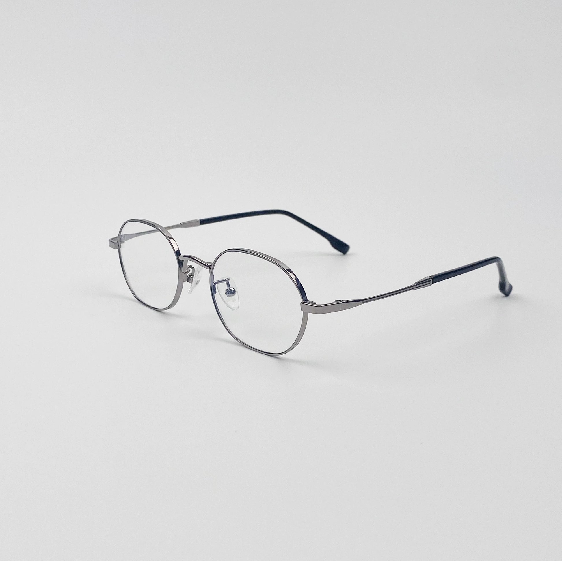 Classic Oval Metal Eyeglasses - Lumivault