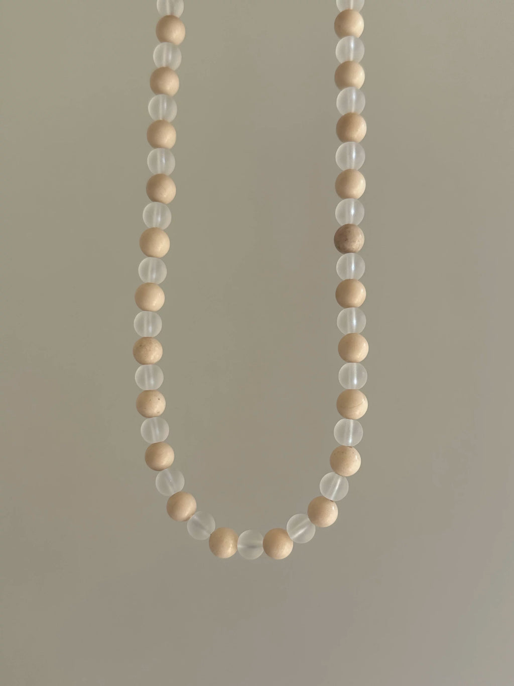 White Fossil Beaded Clavicle Necklace - Lumivault