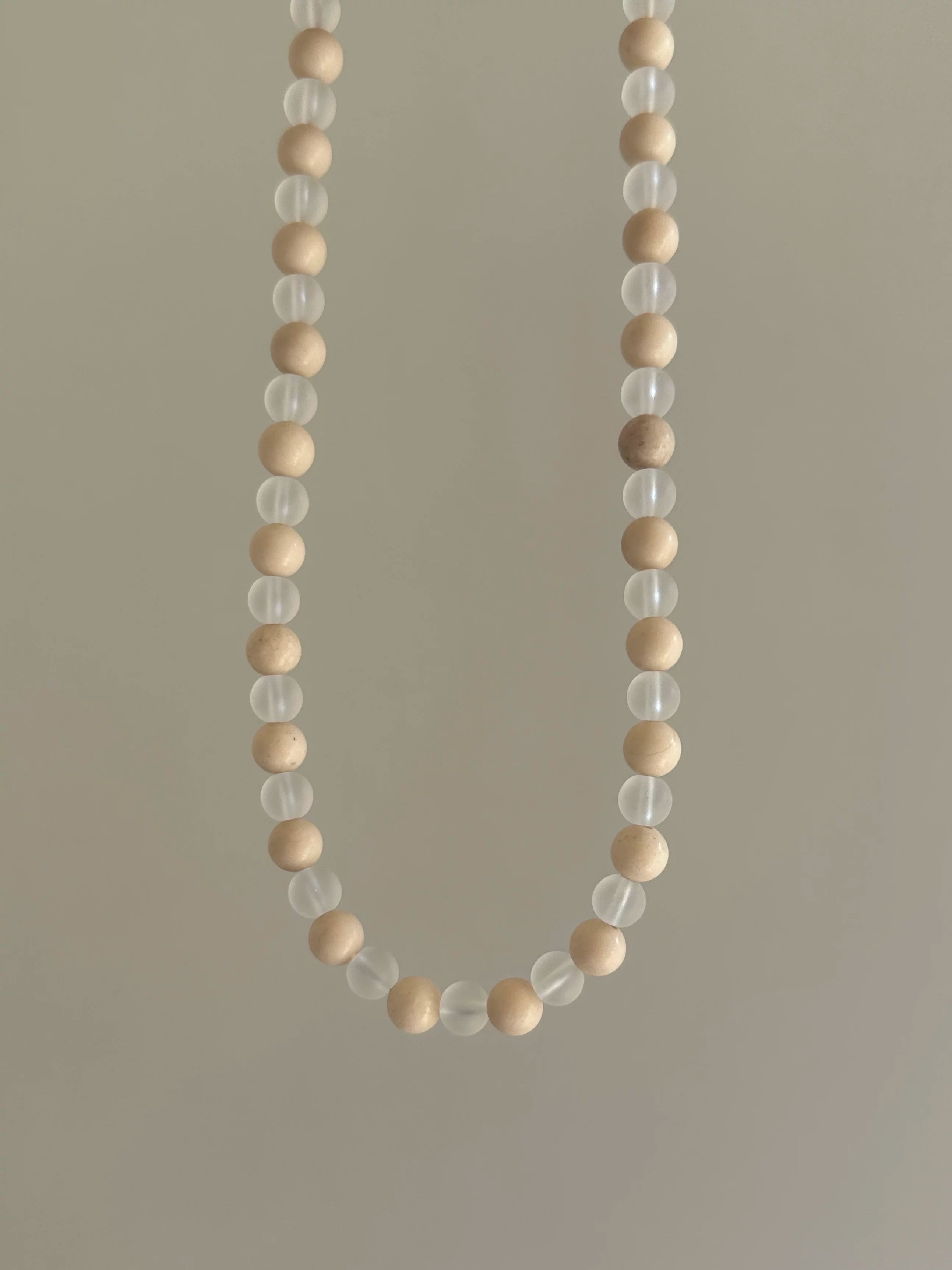 White Fossil Beaded Clavicle Necklace - Lumivault