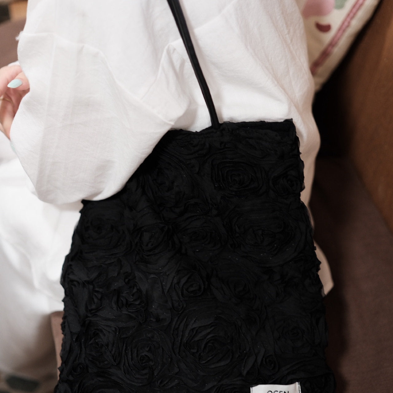 Black Rose Tote Bag - Lumivault