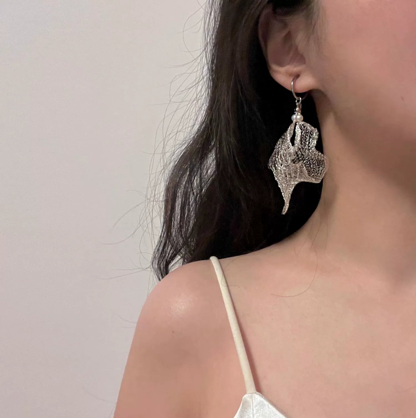 Freshwater Pearl Metal Mesh Lace Earrings