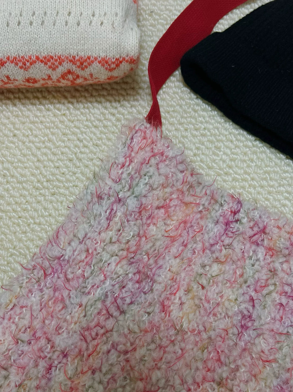 Cozy Plush Faux Fur Bucket Bag - Lumivault