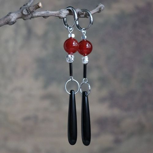 Chinoiserie Red and Black Agate Drop Earrings,Lumivault.