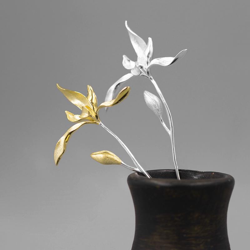 Orchid in the Valley Silver Brooch,Lumivault.