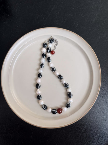 Pharpha Glass Baroque Pearl Red Agate Necklace - Lumivault