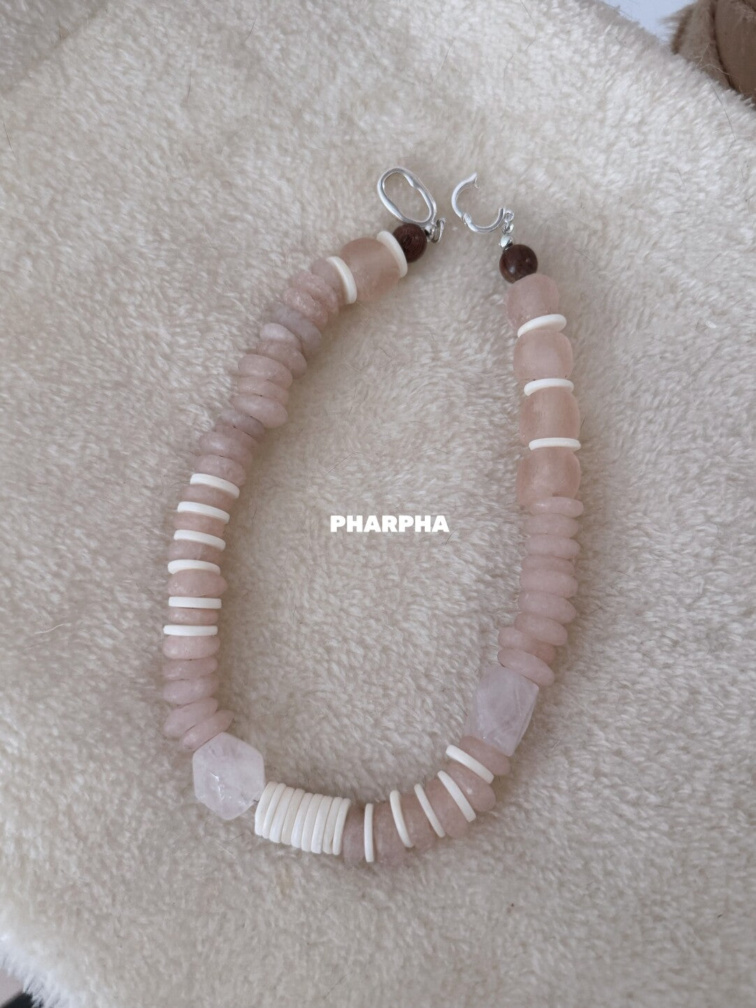Pharpha Rose Quartz Necklace,Lumivault.