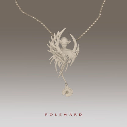 Poleward Siren Pearl Necklace