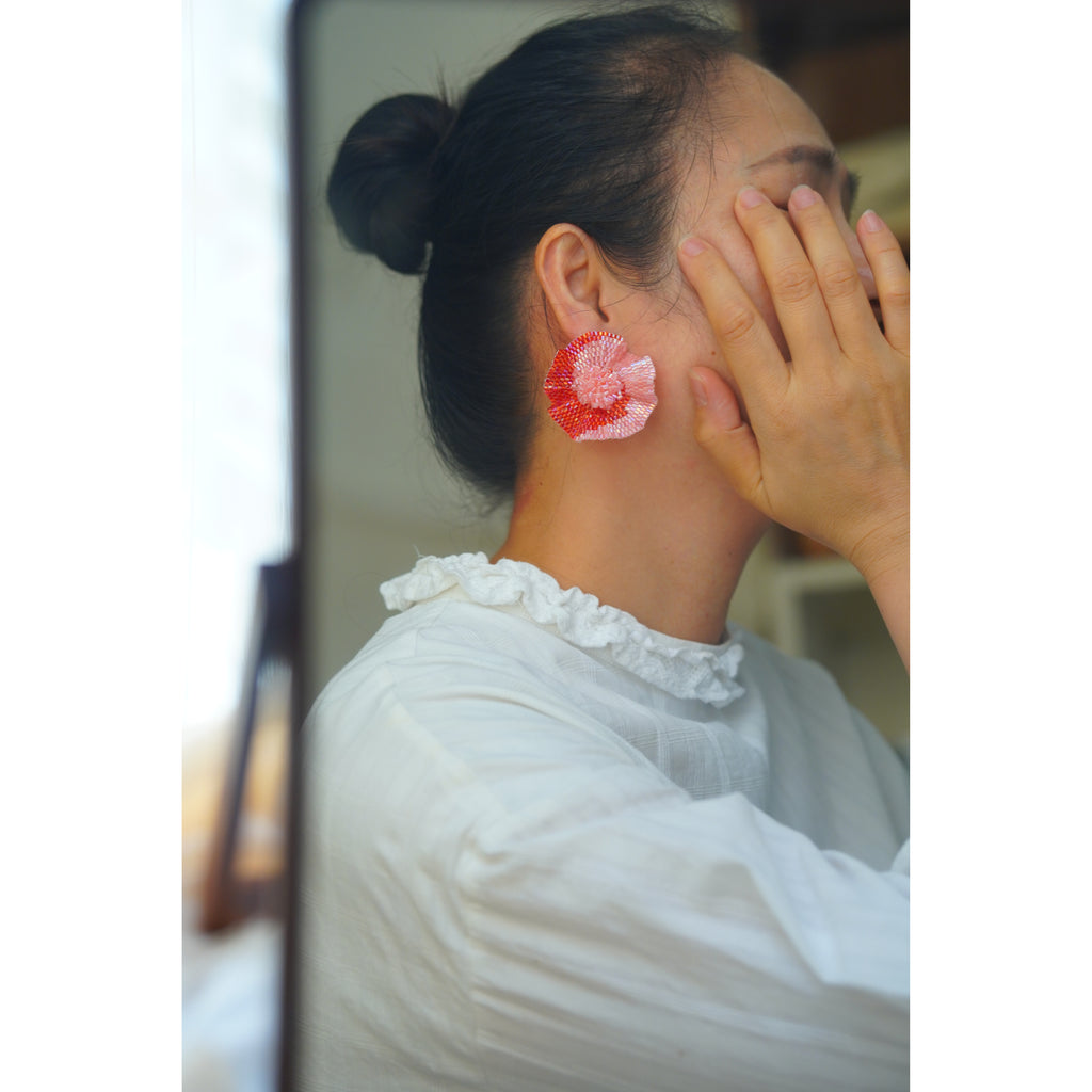 Handmade Beaded Red Flower Earrings,Lumivault.