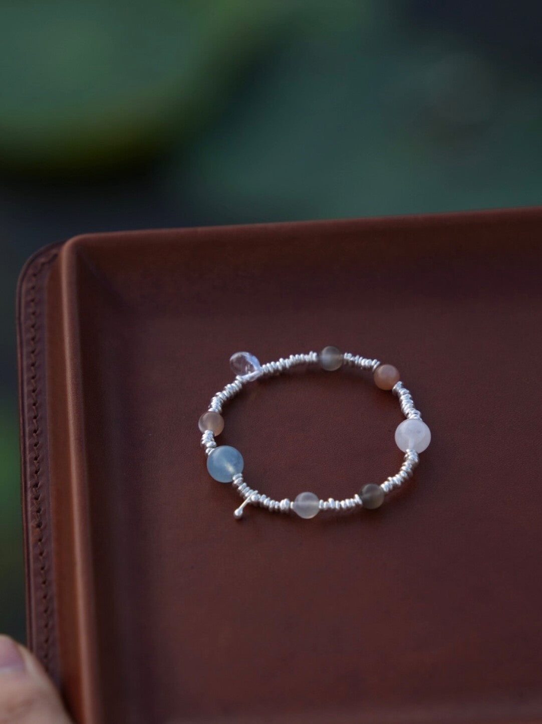 Shadow of Dancing Flowers Bracelet,Lumivault.