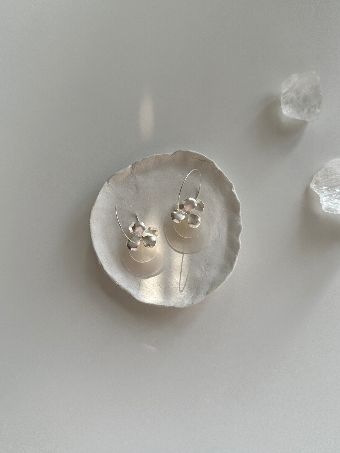 Silver Flower Mirror Shell Earrings,Lumivault.
