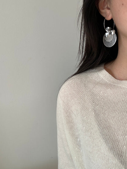 Silver Flower Mirror Shell Earrings - Lumivault