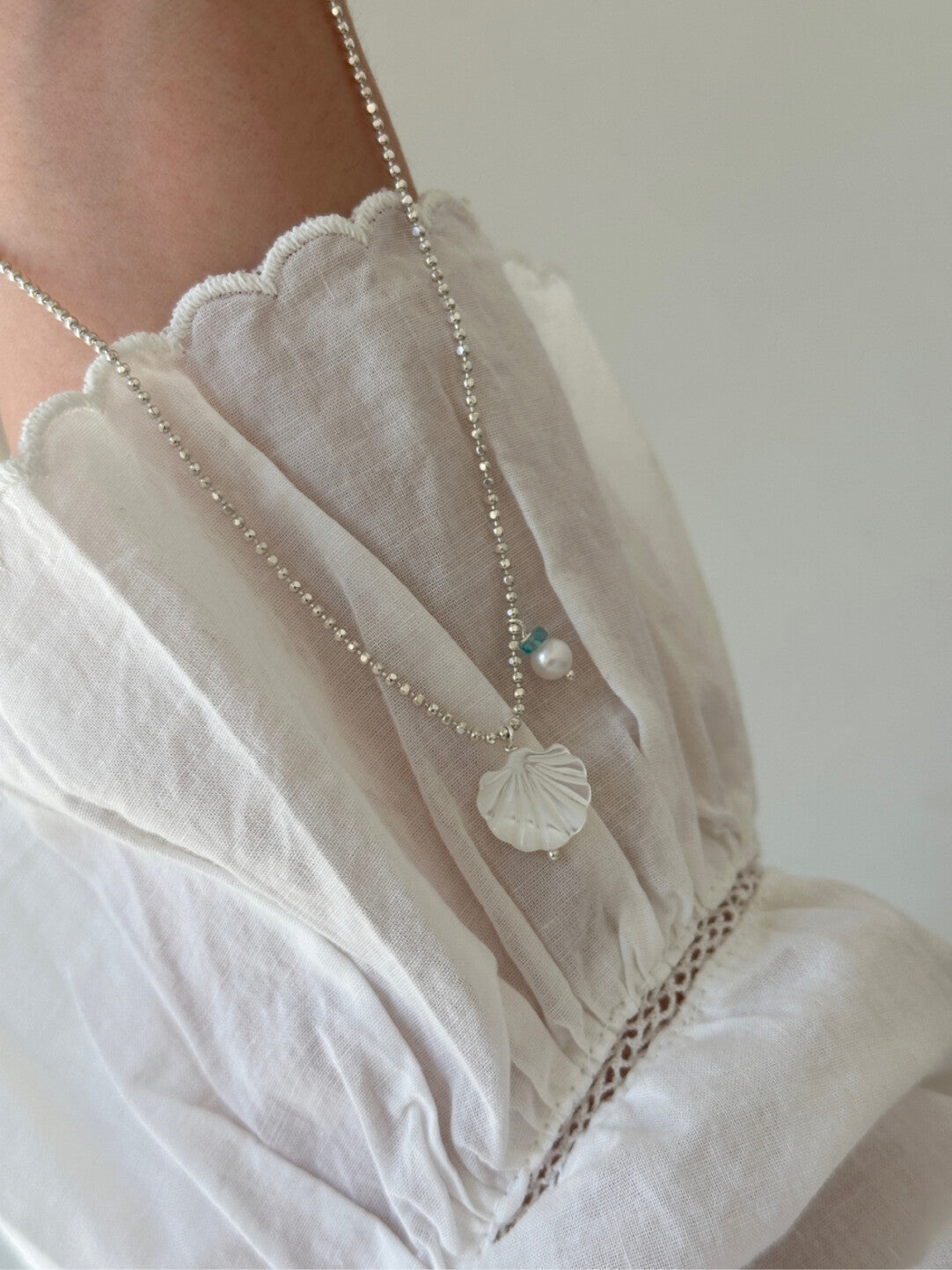 Sparkling Nacre Shell Silver Necklace,Lumivault.