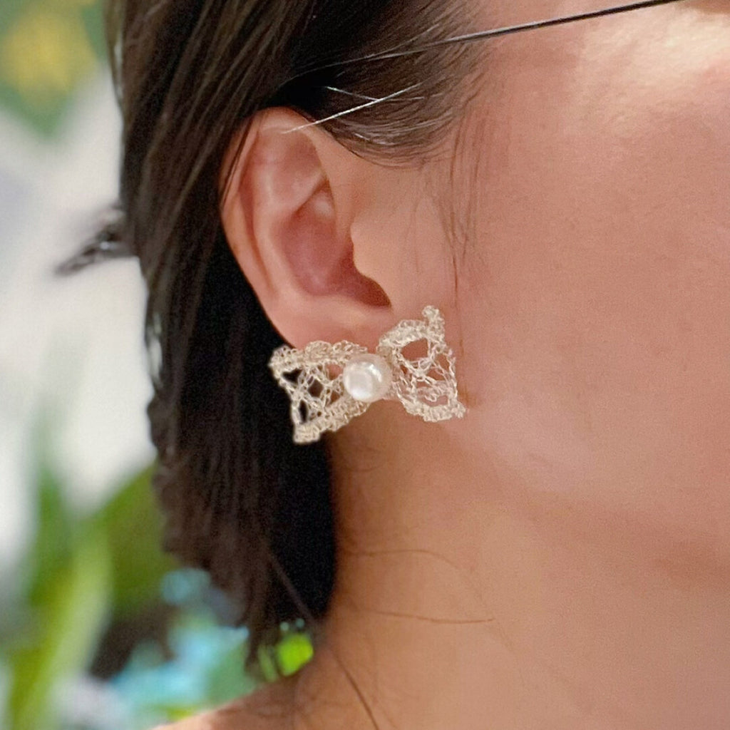 The Pearl & Ribbon Bow Earrings,Lumivault.