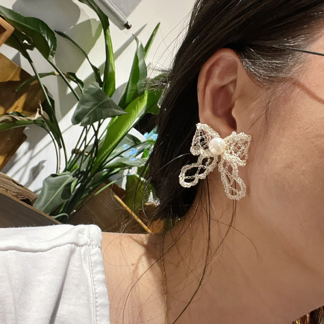 The Pearl & Ribbon Bow Earrings,Lumivault.