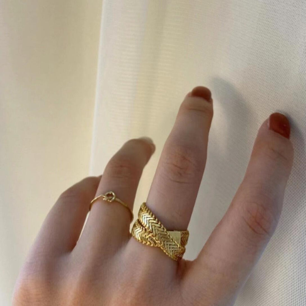 Snake Chain Stacking Ring,Lumivault.