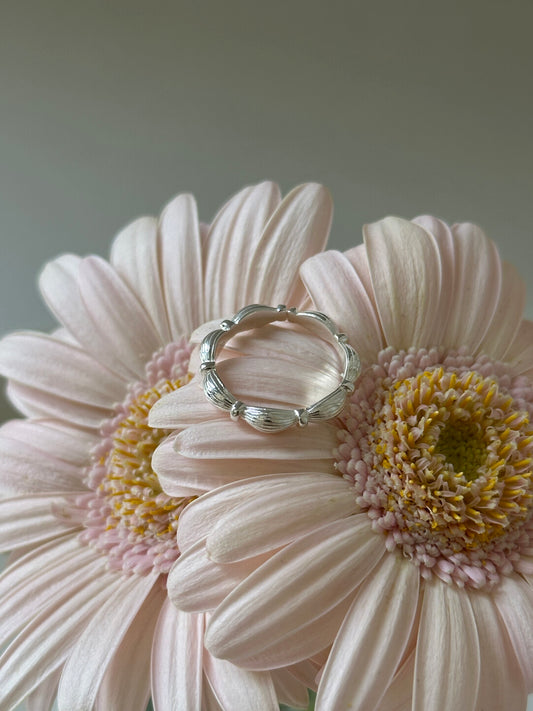 Vintage Flower Open Ring - Lumivault