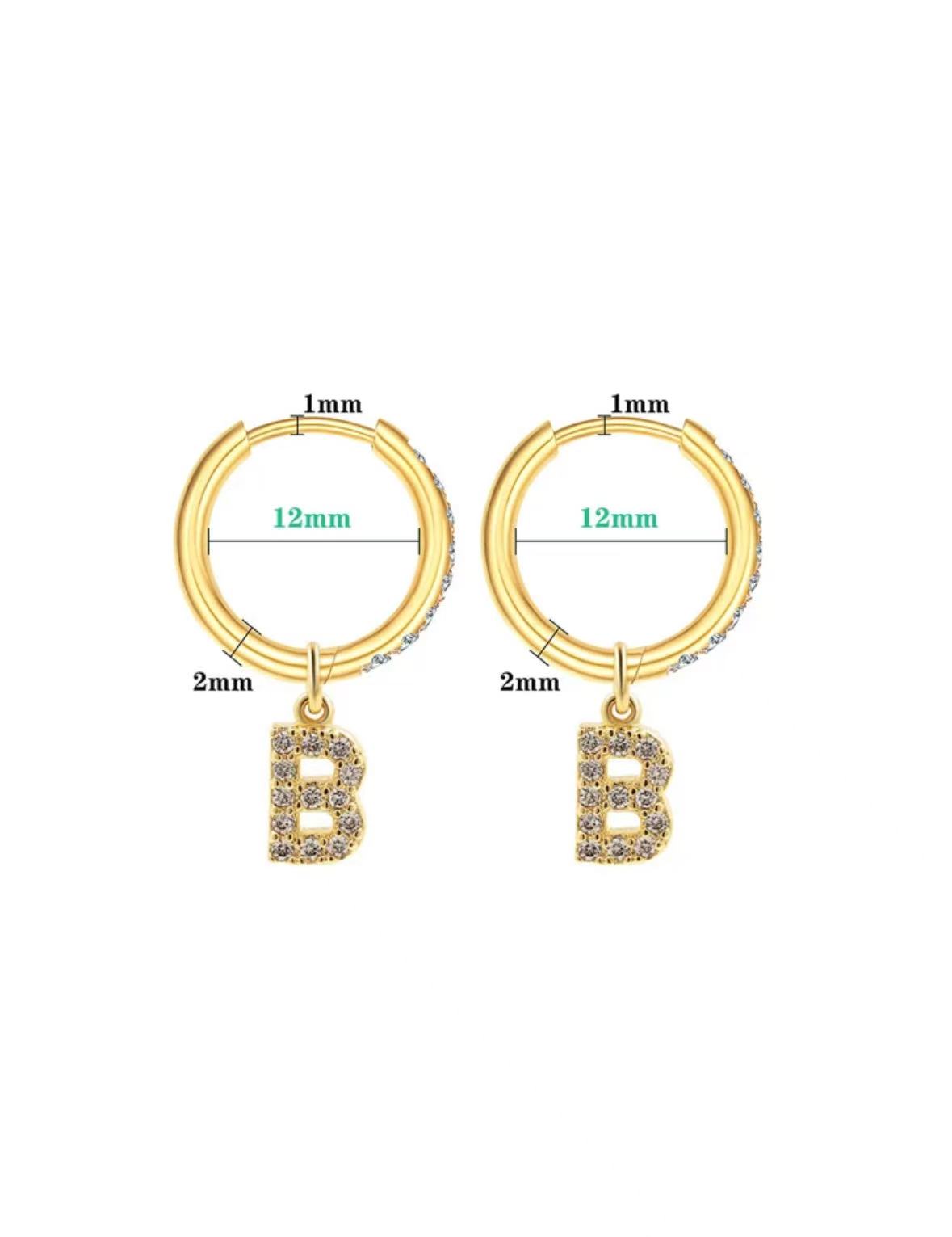 Letter Earrings,A pair of golden letters [Note letters],Lumivault.