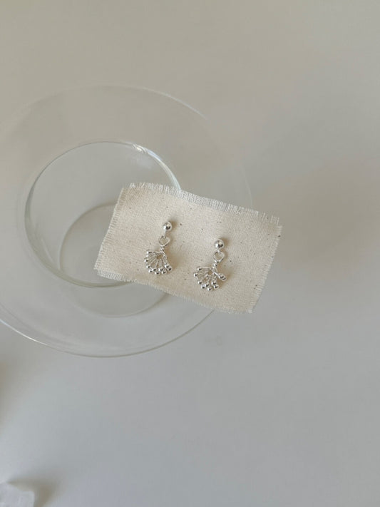 White Mist Flower Silver Earrings - Lumivault