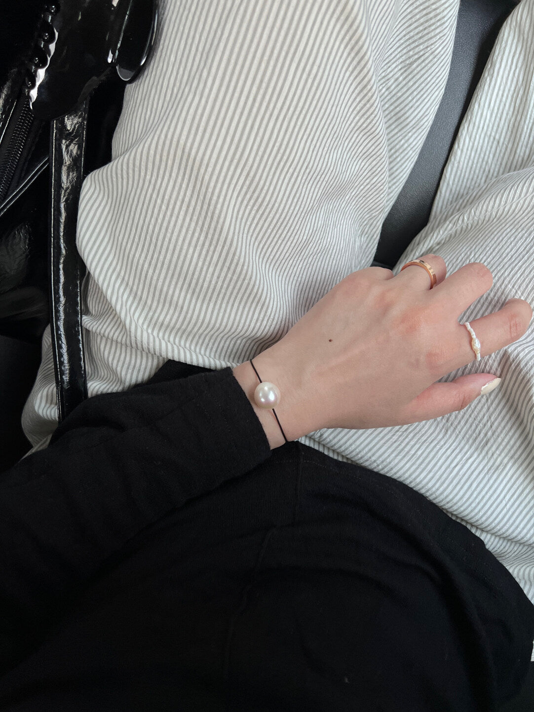 Handmade Edison Pearl Bracelet,White Beads | Black Thread / 11-12mm,Lumivault.