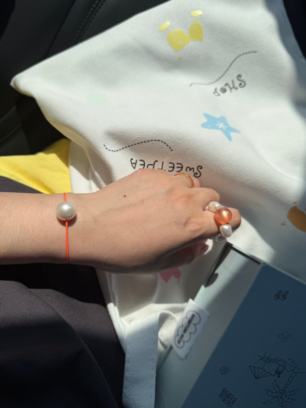 Handmade Edison Pearl Bracelet,White Beads | Fluorescent Orange Thread / 11-12mm,Lumivault.