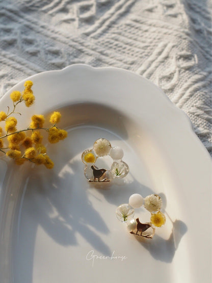 Blooming Circle Resin Earrings