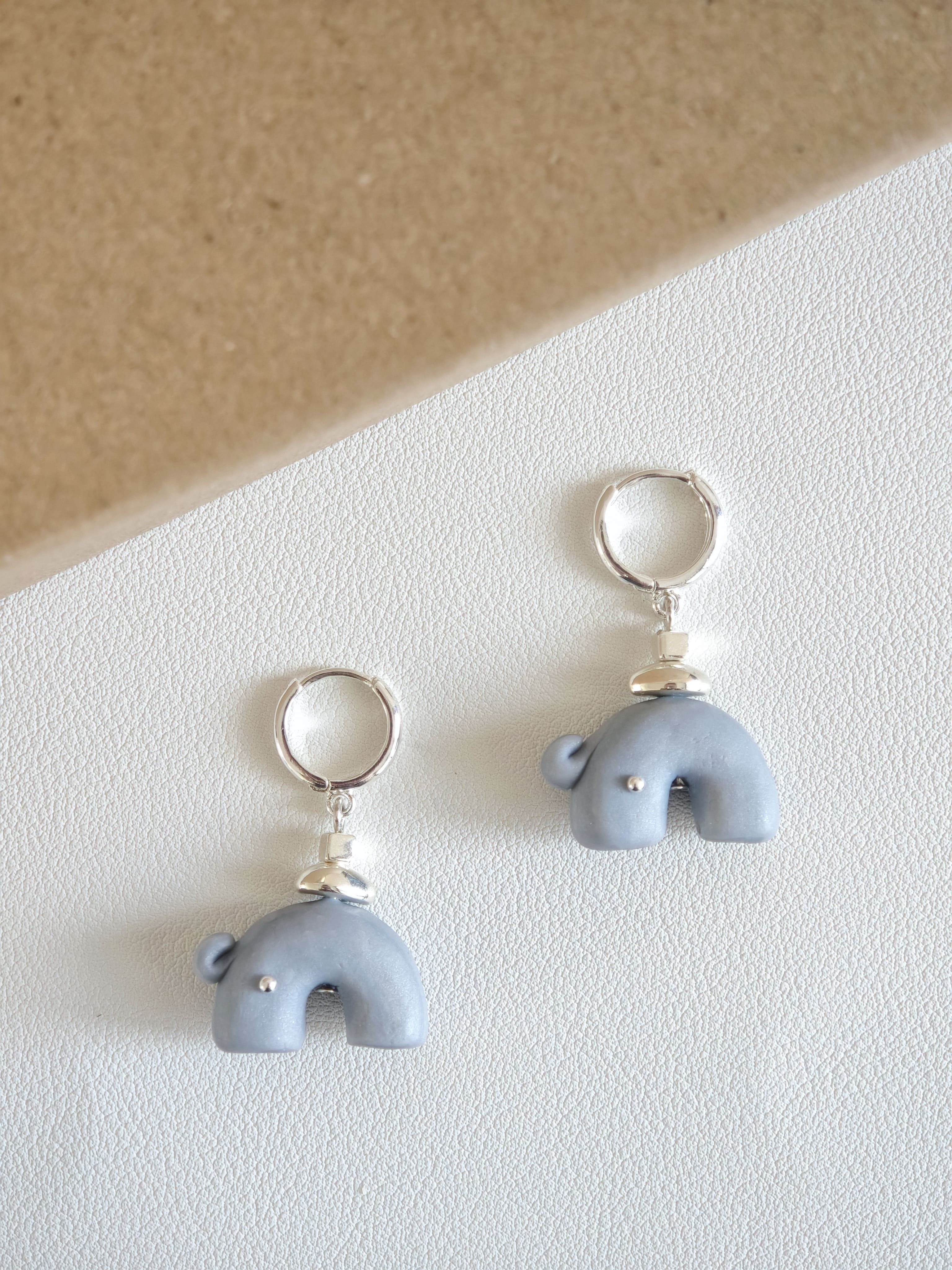 Little Trunk Tales Earrings,Grey / Studs,Lumivault.