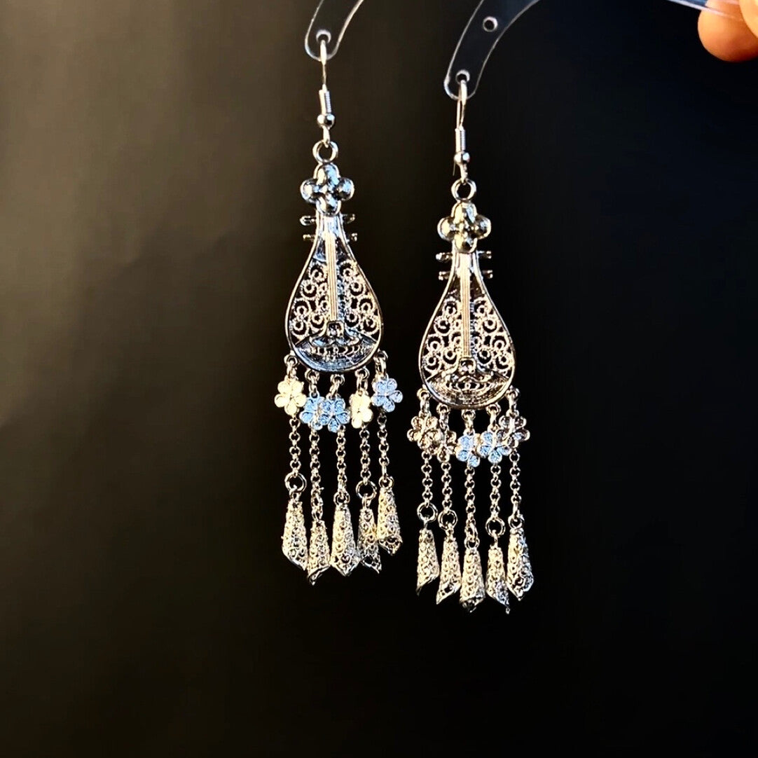 Courtly Lute Vintage Tassel Earrings