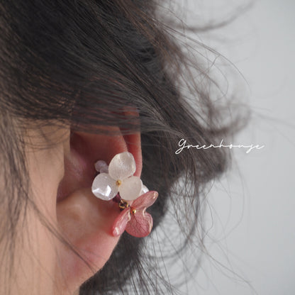 Hydrangea Stone Resin Ear Cuff