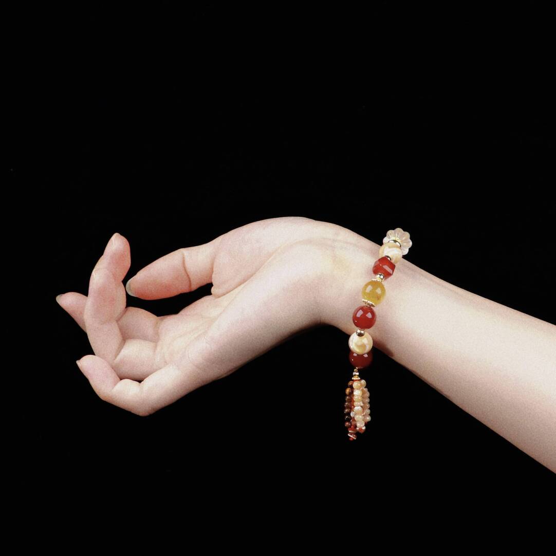 Auspicious Snow Bountiful Harvest Beaded Bracelet,Lumivault.