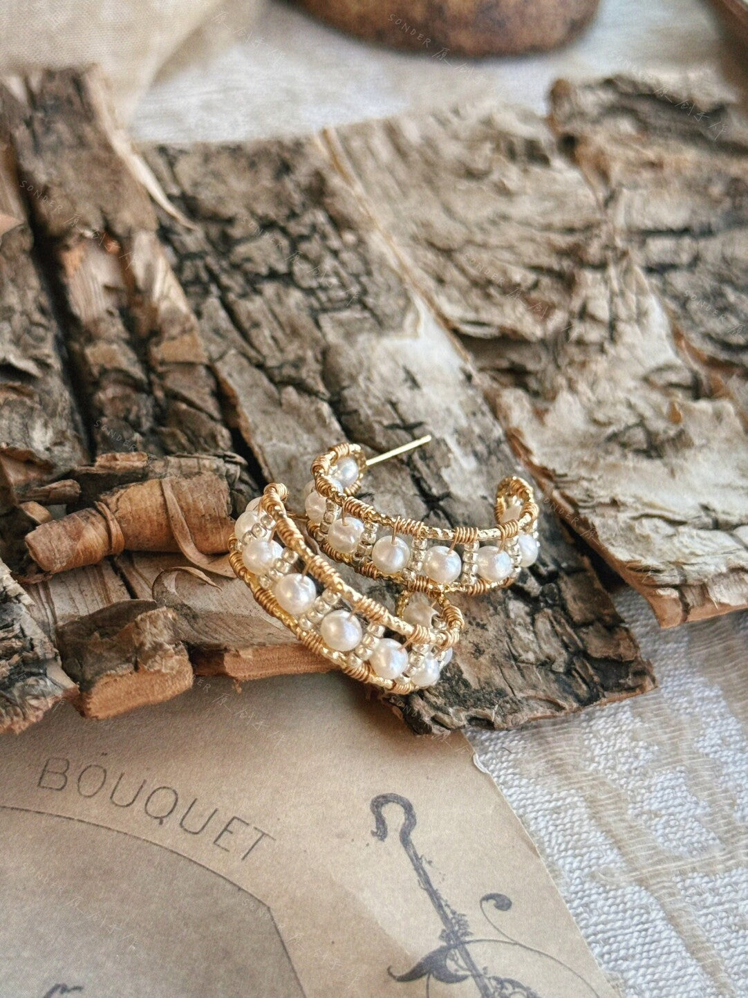 White Moonlight Pearl Earrings,Lumivault.