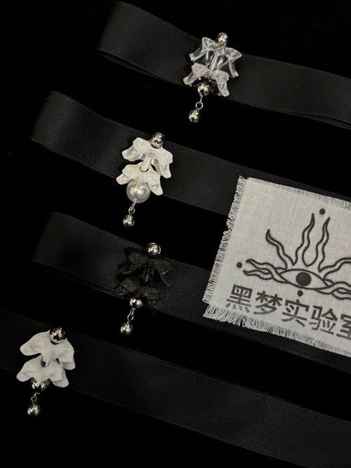 Bone Flower Choker,Lumivault.