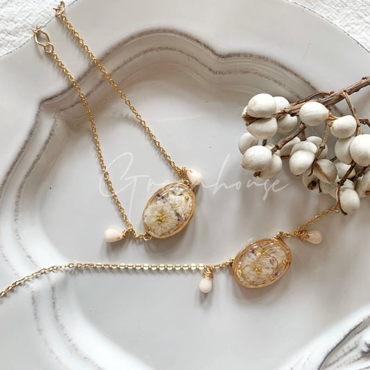 Champagne Petal Handcraft Resin Pendant Necklace