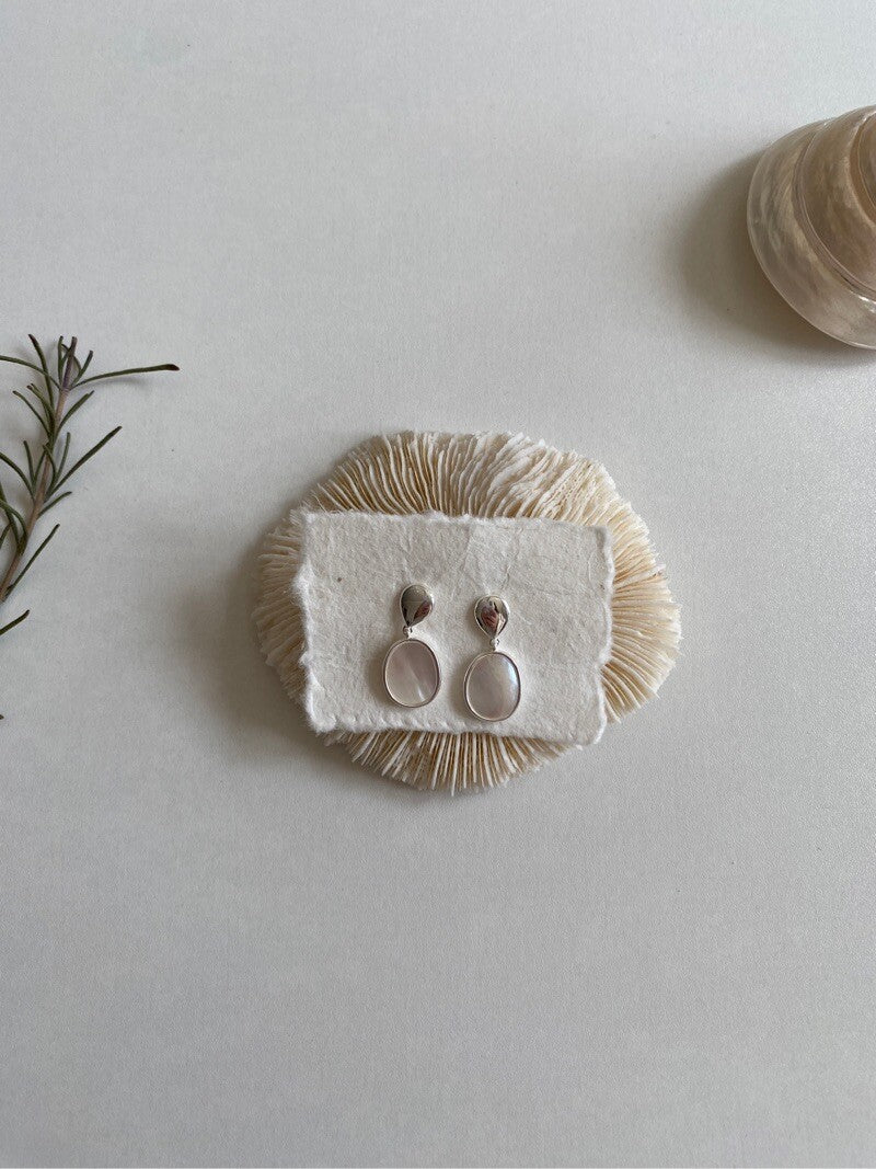 Minimalist Silver Shell Earrings,Lumivault.
