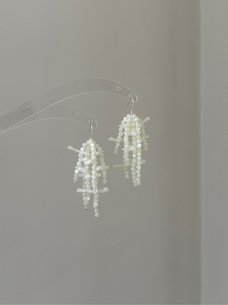 Pendulous Nacre Earrings,Ear Hooks,Lumivault.