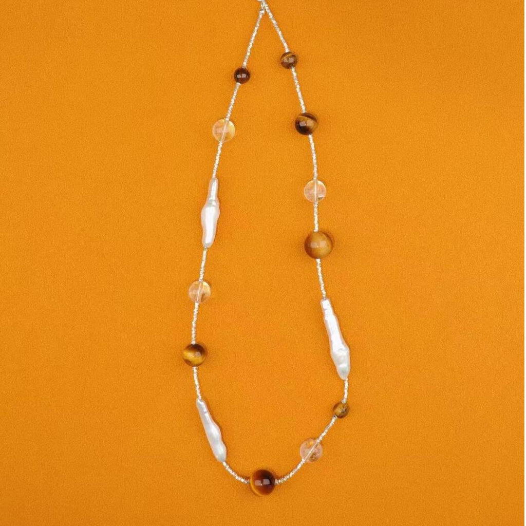 Floating Light Collarbone Chain,Lumivault.
