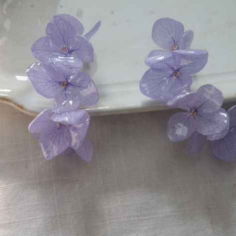 Hydrangea Earrings,Lumivault.
