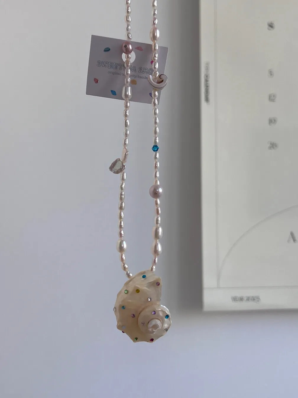 Handmade Conch Freshwater Pearl Beaded Necklace,Lumivault.
