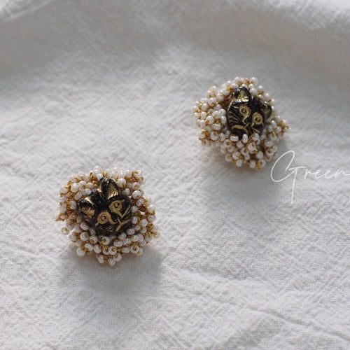 Beaded Cat Portrait Beaded Earrings,Lumivault.
